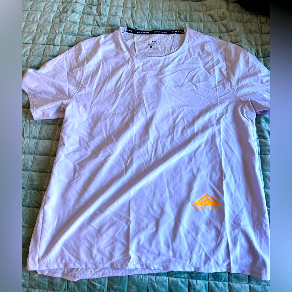Nike Trail Lightweight Shirt